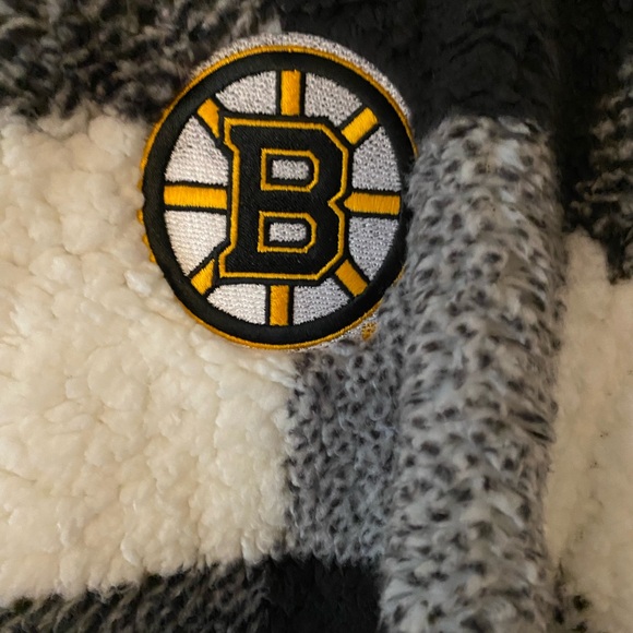 Boston Bruins NHL Sherpa 1/4 Zip Fleece Style Pullover New GIII 4Her Size XL - Picture 3 of 10